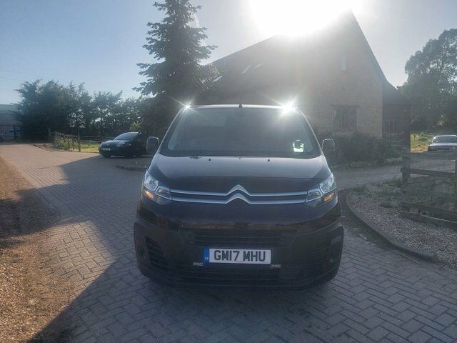 Citroen Dispatch 1.6 Bluehdi 1000 Enterprise M Panel Van 6Dr GM17MHU Black #2