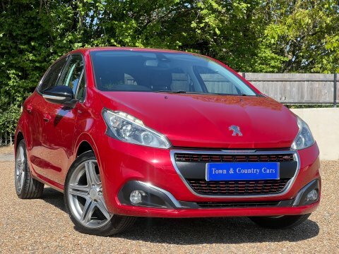 Peugeot 208 Puretech S S Red