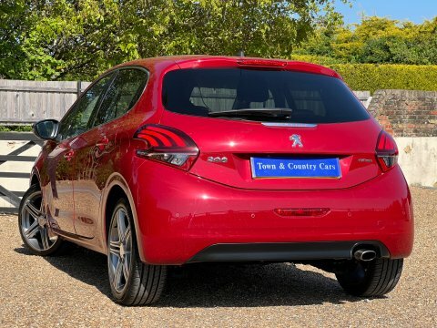 Peugeot 208 Puretech S S GK17YBP Red #5