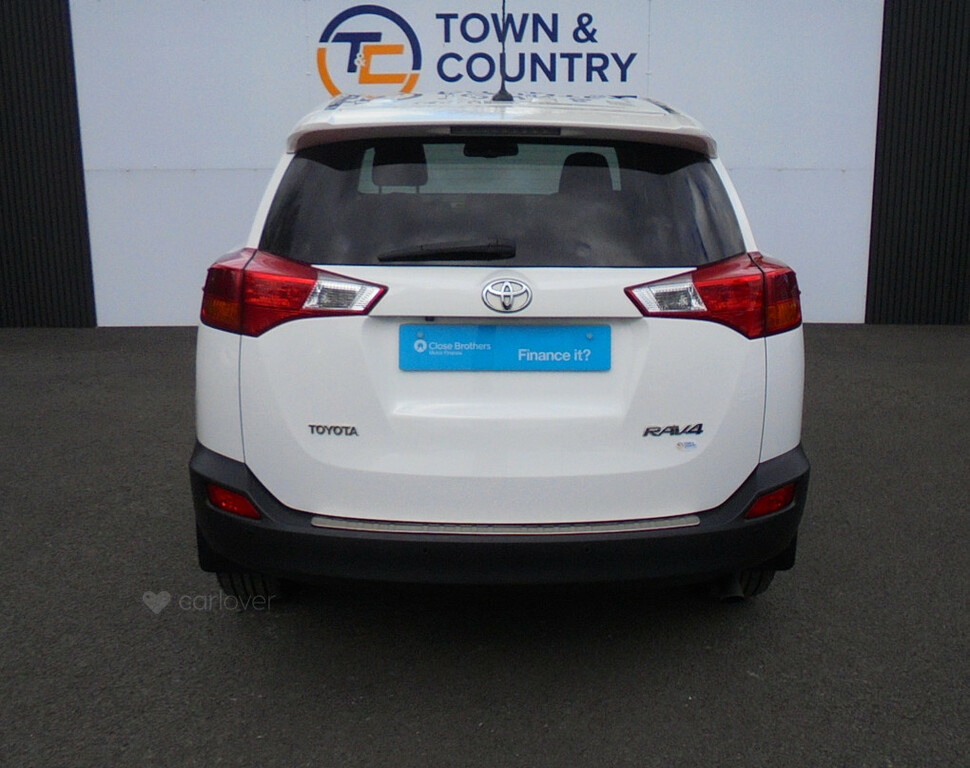 Toyota Rav 4 Icon D-4d 4X2  #4