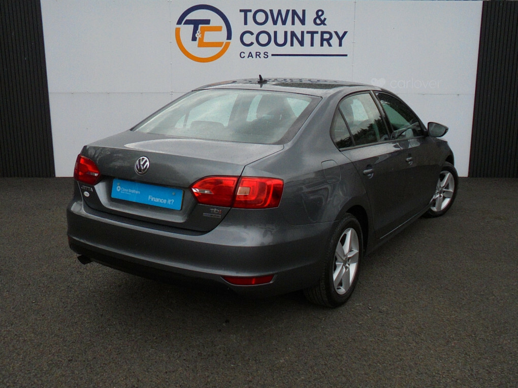 Volkswagen Jetta Se Bluemotion Technology Tdi  #6