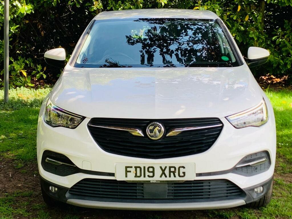 Vauxhall Grandland X 1.5 Turbo D Blueinjection Tech Line Nav Euro 6 S FD19XRG White #5