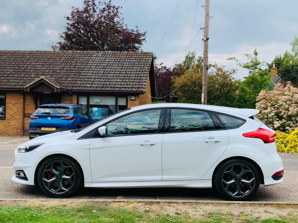 Ford Focus 2.0 Tdci St-3 Euro 6 Ss YS16XRX White #5