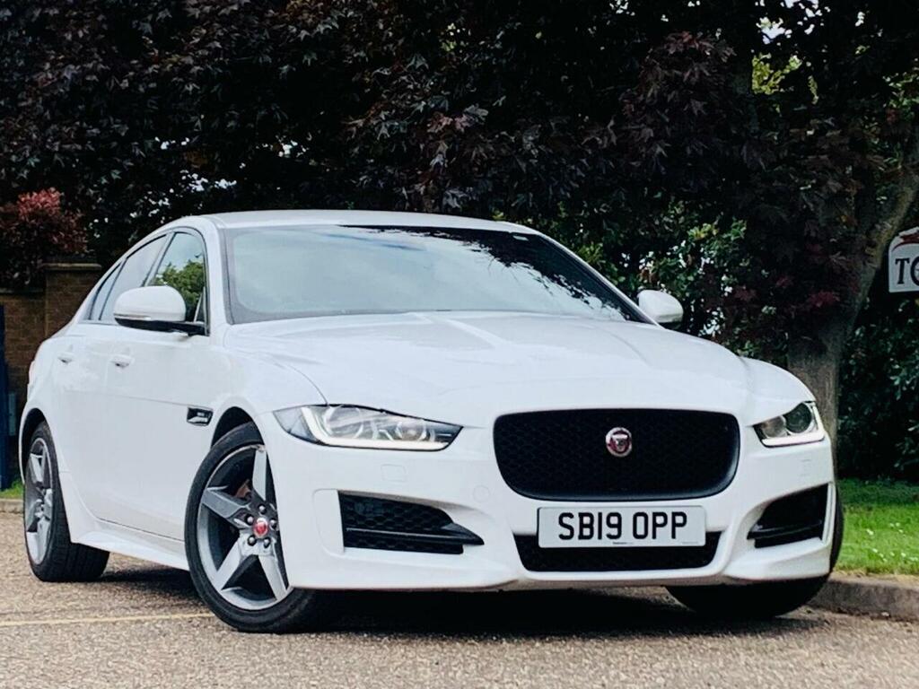 Jaguar XE 2.0D R-sport Euro 6 Ss SB19OPP White #5