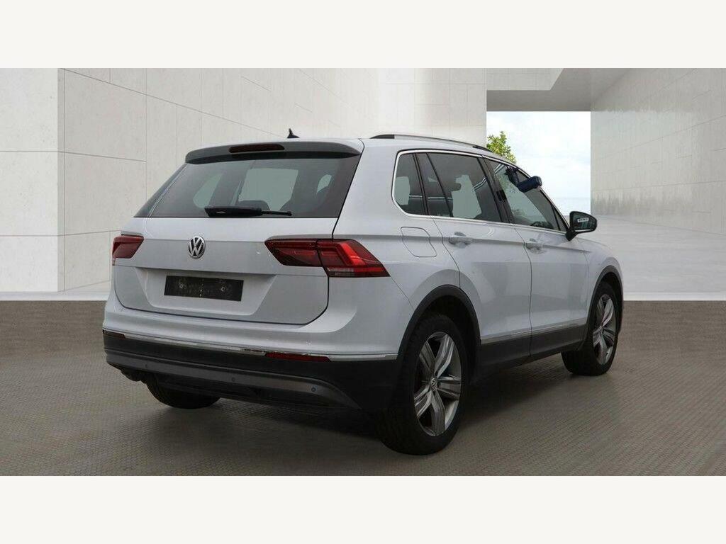 Volkswagen Tiguan 2.0 Tdi Sel Dsg Euro 6 Ss Silver #4