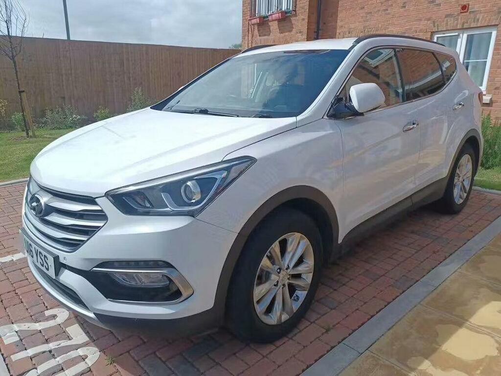 Hyundai Santa Fe 2.2 Crdi Blue Drive Premium 4Wd Euro 6 Ss KU16YSS White #2