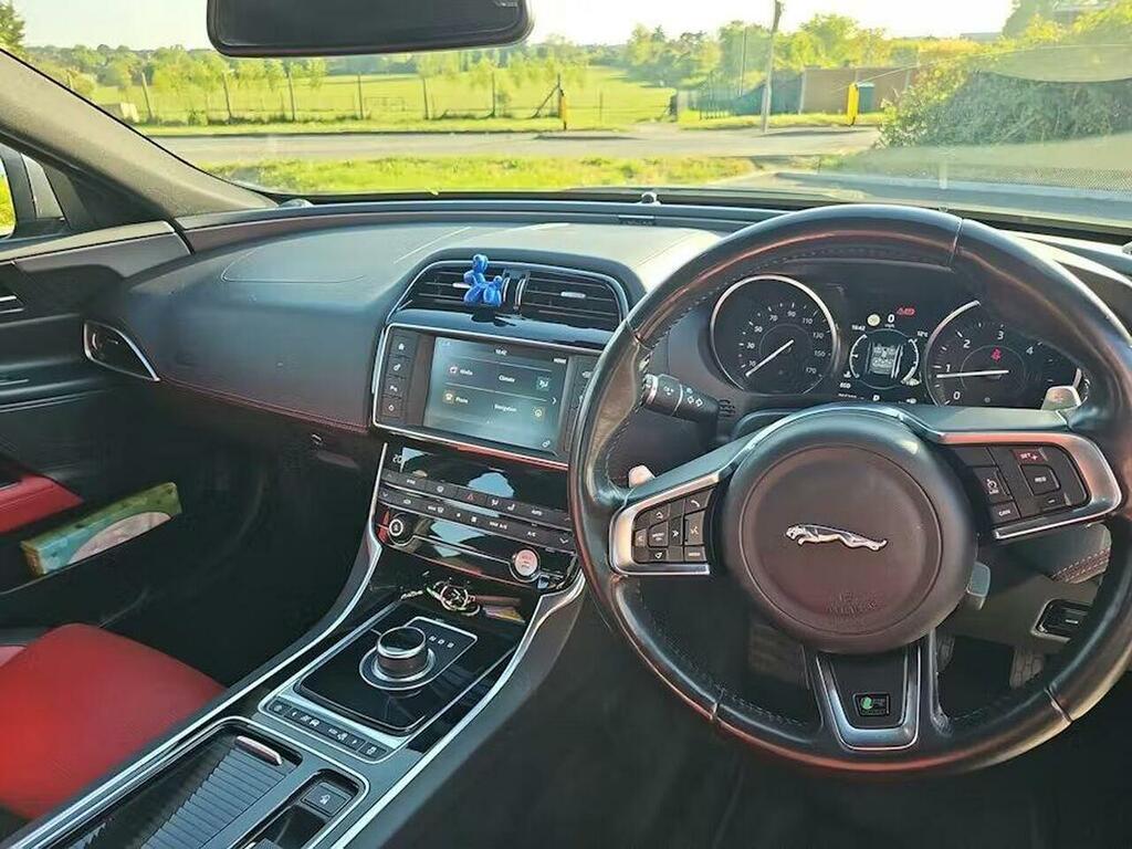 Jaguar XE 2.0D R-sport Euro 6 Ss Grey