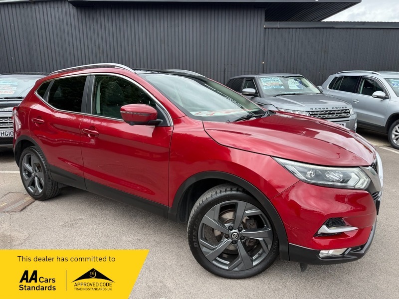 Nissan Qashqai Dci Tekna Red