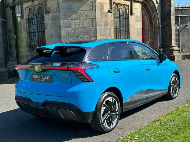 MG MG4 64Kwh Trophy Long Range Hatchback Aut BD23DVZ Blue #4