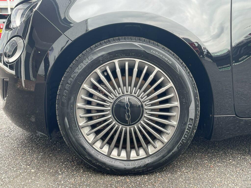 Fiat 500E 42Kwh Icon Black #6