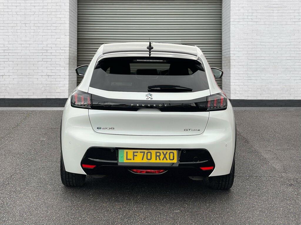 Peugeot e-208 50Kwh Gt Line LF70RXO White #4
