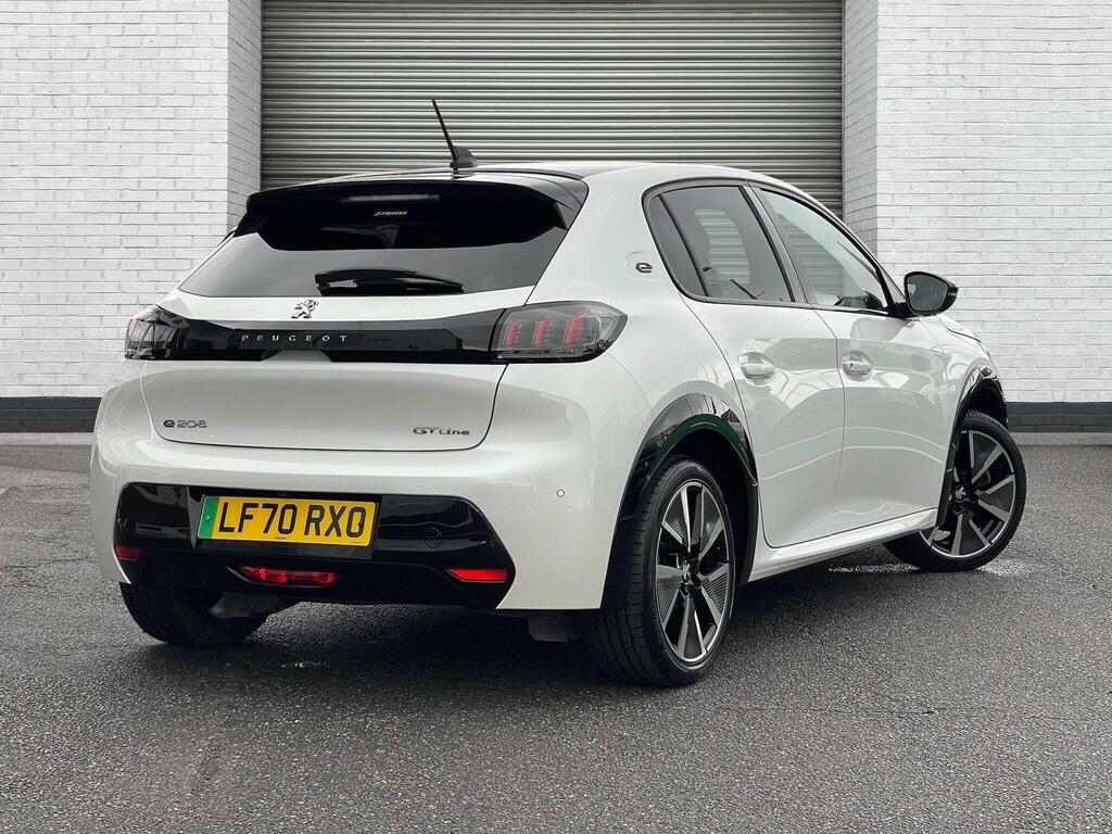 Peugeot e-208 50Kwh Gt Line LF70RXO White #3