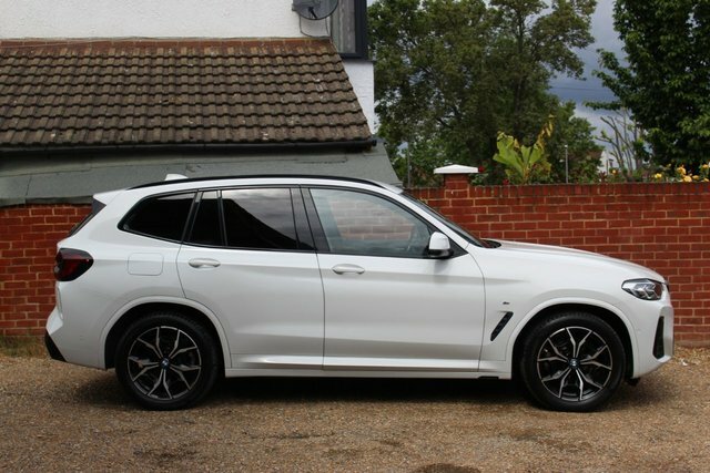 BMW X3 20D Mht M Sport LJ22ODW White #4