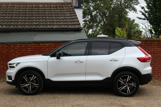Volvo XC40 T5 First Edition Suv AU18KGN White #5