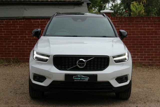 Volvo XC40 T5 First Edition Suv AU18KGN White #2