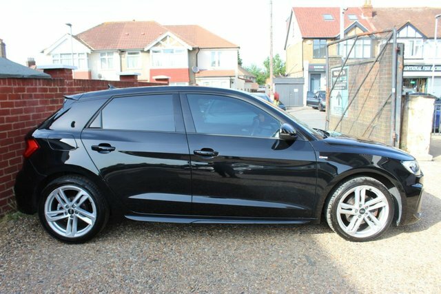 Audi A1 Tfsi 30 S Line GM21LFB Black #4