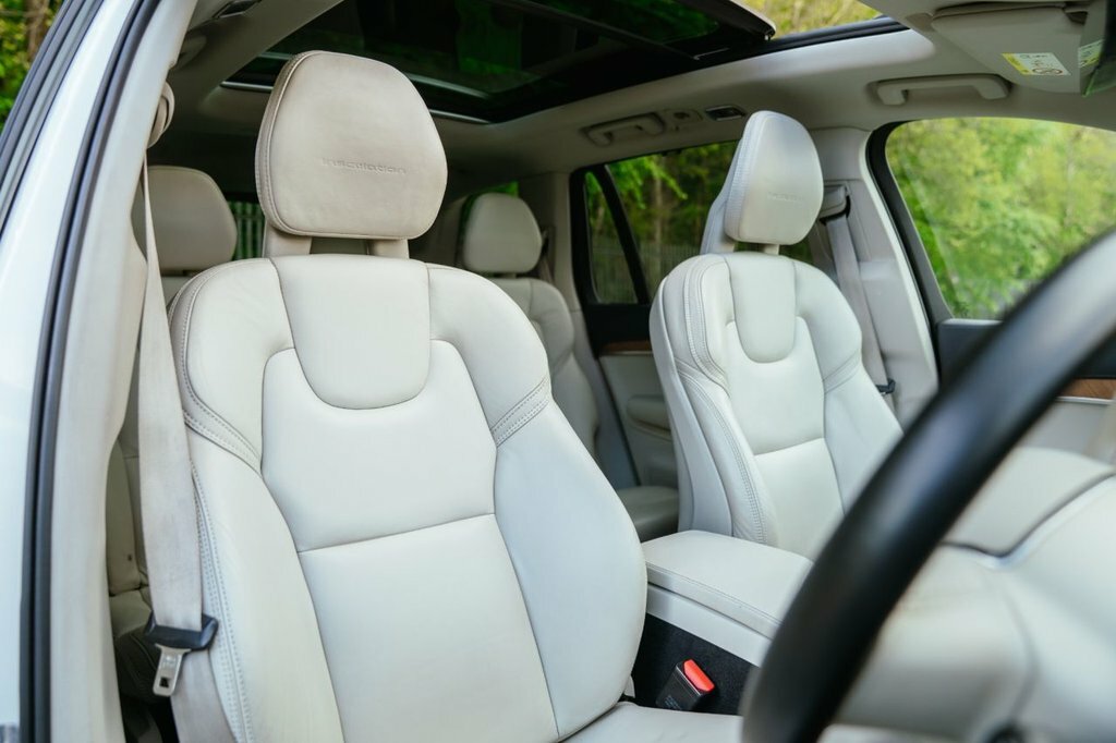 Volvo XC90 2L Inscription White #4