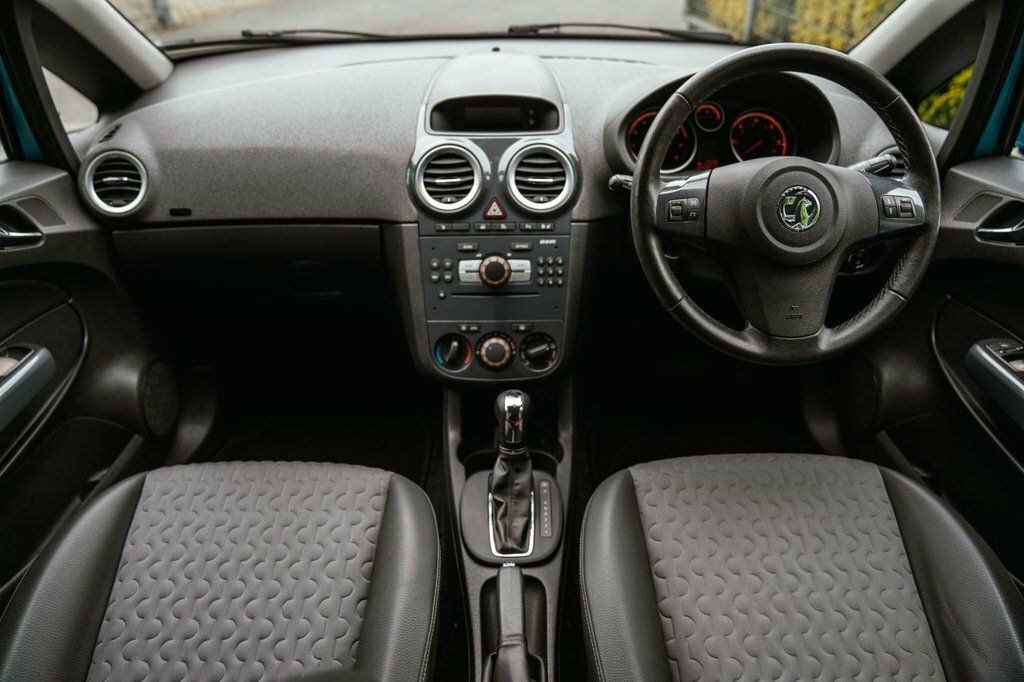 Vauxhall Corsa 1.4L Se Blue #2