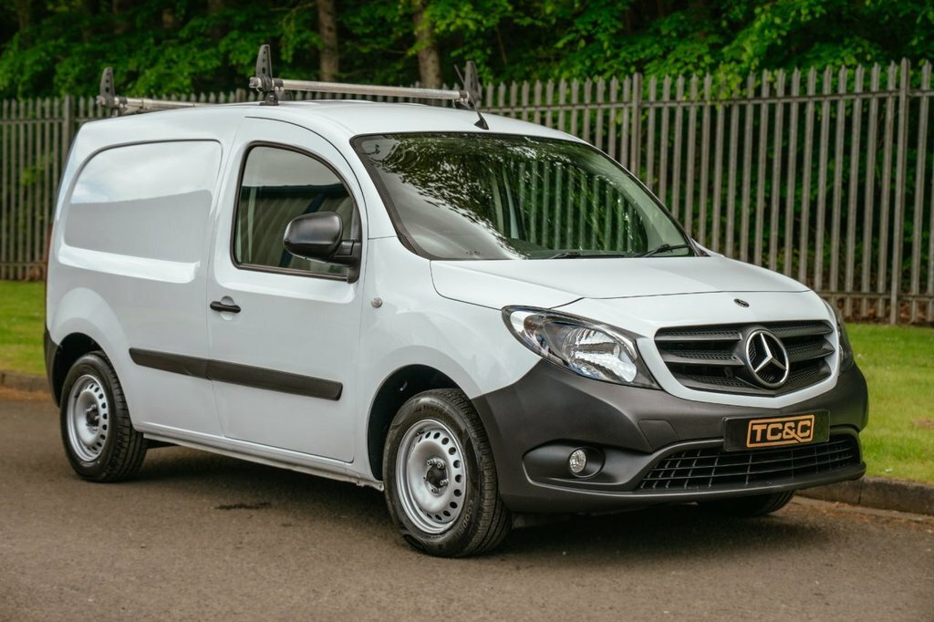 Mercedes-Benz CITAN 1.5L Pure White #6
