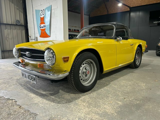 Triumph TR6 Convertible WYA406M Yellow #5