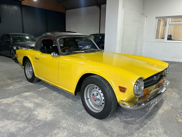 Triumph TR6 Convertible WYA406M Yellow