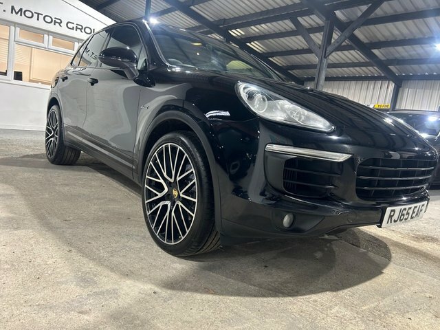 Porsche Cayenne 3.0 Td V6 Tiptronics 4Wd Euro 6 S S RJ65EAF Black #2