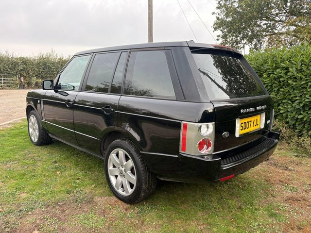 Land Rover Range Rover 3.6 Td V8 Vogue Station Wagon SD07YJL Black #5