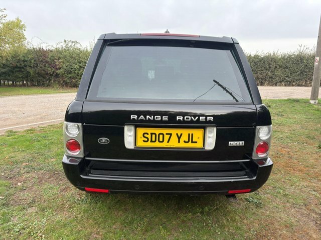 Land Rover Range Rover 3.6 Td V8 Vogue Station Wagon SD07YJL Black #6