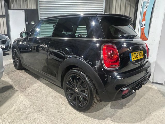 Mini Hatch 2.0 Cooper S Steptronic Euro 6 S S LT18RGU Black #5