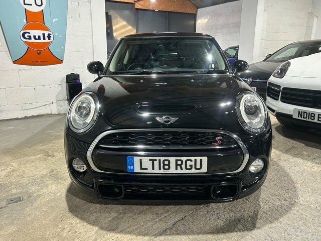 Mini Hatch 2.0 Cooper S Steptronic Euro 6 S S LT18RGU Black #2