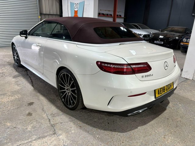 Mercedes-Benz E Class 3.0 E350d V6 Amg Line Cabriolet G-tronic 4Matic E AE18ZGH White #4