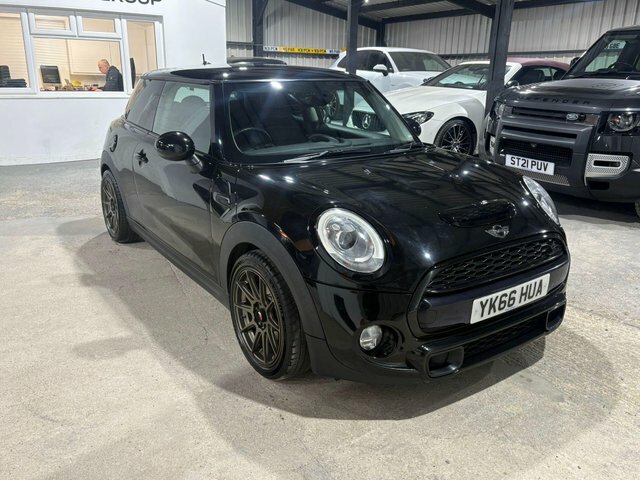 Mini Hatch 2.0 Cooper S Euro 6 S S YK66HUA Black #4