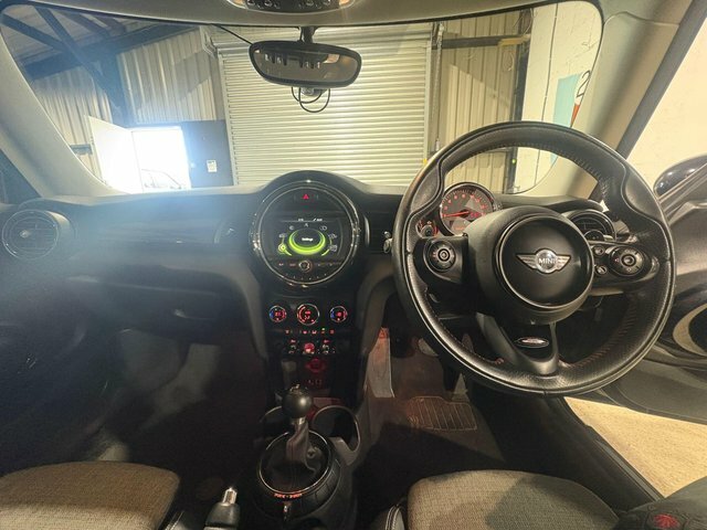 Mini Hatch 2.0 Cooper S Euro 6 S S YK66HUA Black #5
