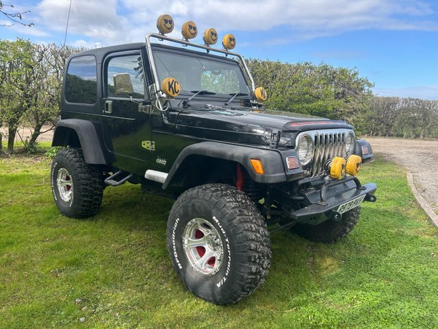 Jeep Wrangler 4.0 Sport Soft Top 4X4  #2