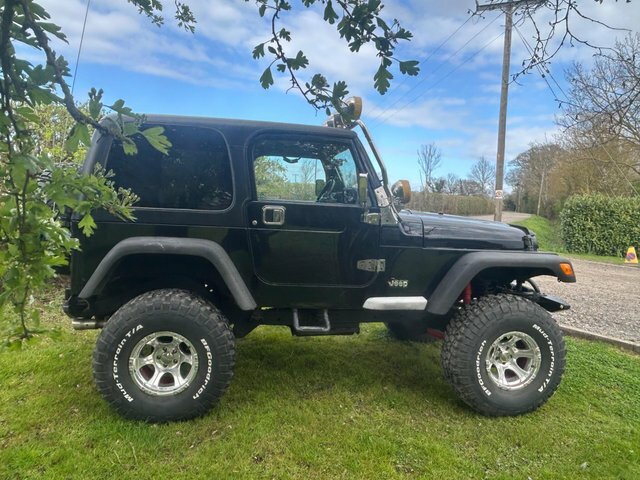 Jeep Wrangler 4.0 Sahara Hard Top 4X4 Black #17