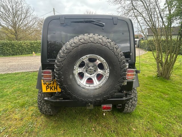 Jeep Wrangler 4.0 Sahara Hard Top 4X4 Black #13