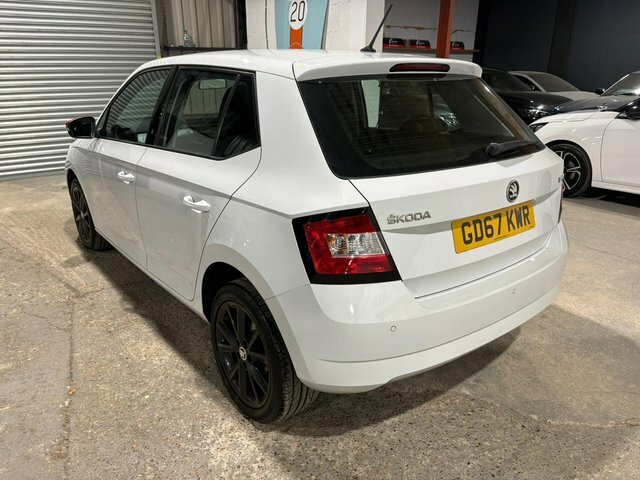 Skoda Fabia 1.0 Tsi Redline Euro 6 S S GD67KWR White #4