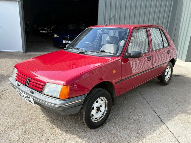 Peugeot 205 1.1 Gl G804USL Red #3