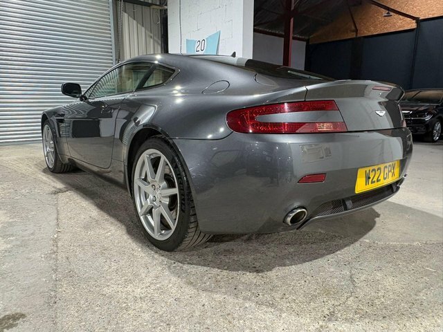 Aston Martin Vantage  Silver #4