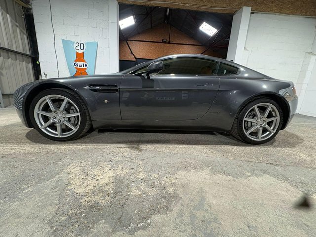 Aston Martin Vantage  Silver #7