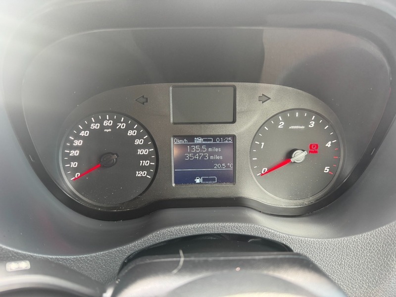 Mercedes-Benz Sprinter 315 Cdi Progressive L2 KM24NWH White #4