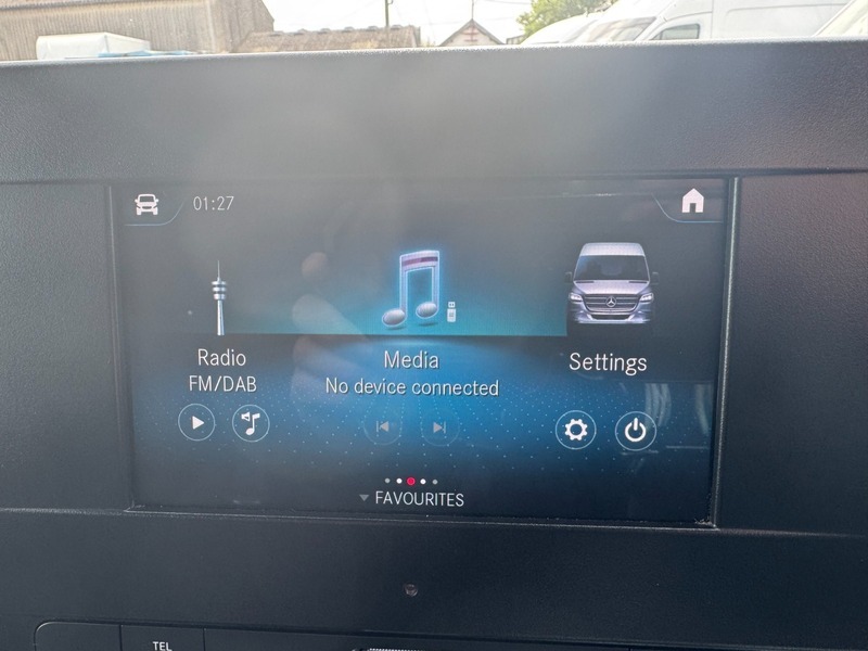 Mercedes-Benz Sprinter 315 Cdi Progressive L2 KM24NWH White #3