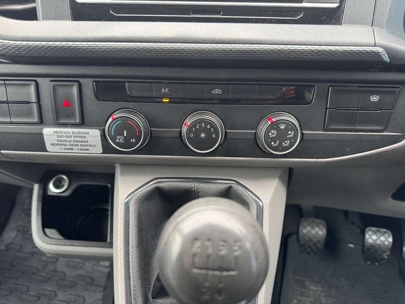 Volkswagen Transporter T28 Tdi P V GD70TWK White #2