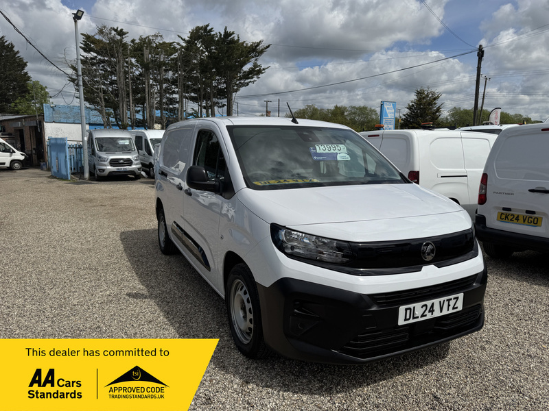 Vauxhall Combo L2h1 2300 Prime Turbo White
