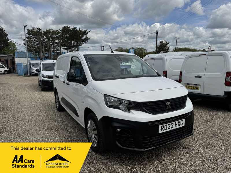 Peugeot Partner Bluehdi Professional Premium L1 White