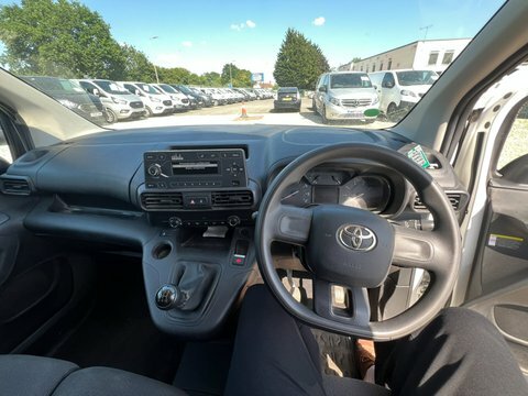 Toyota Proace City 100Hp Proace City Icon L1 No Vat Blue #38