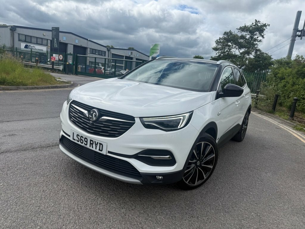 Vauxhall Grandland X 1.6L Ultimate Nav White