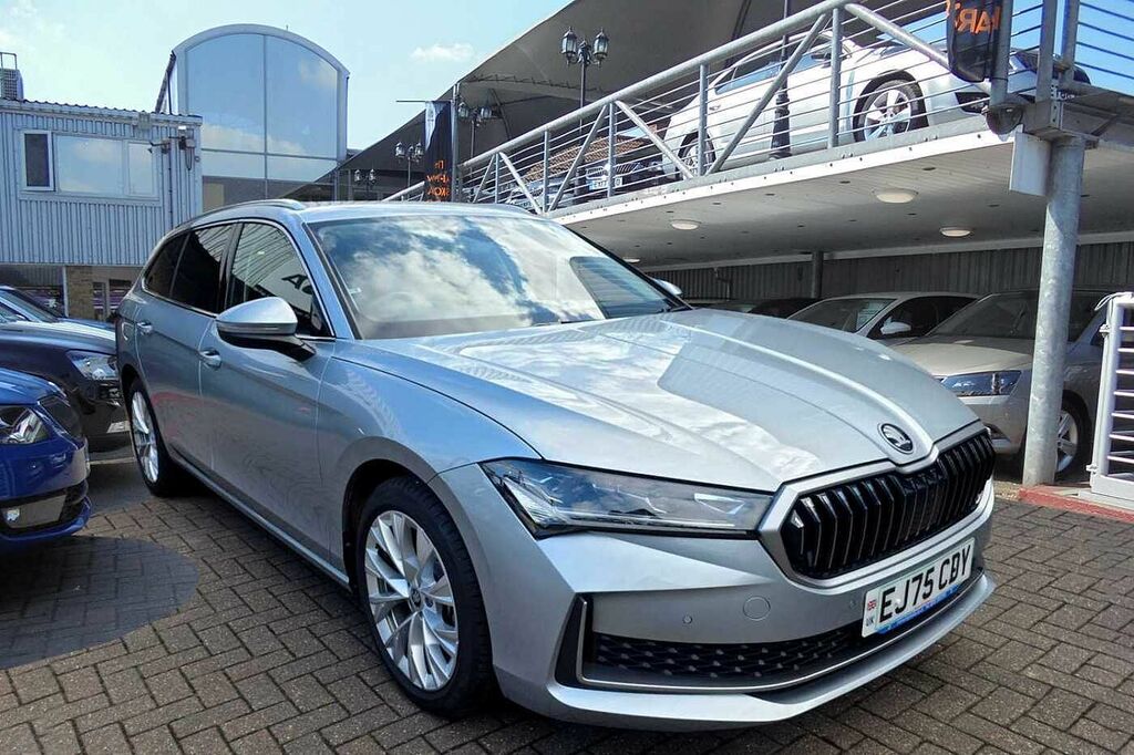 Skoda Superb 2.0 Tdi Se L Dsg Silver