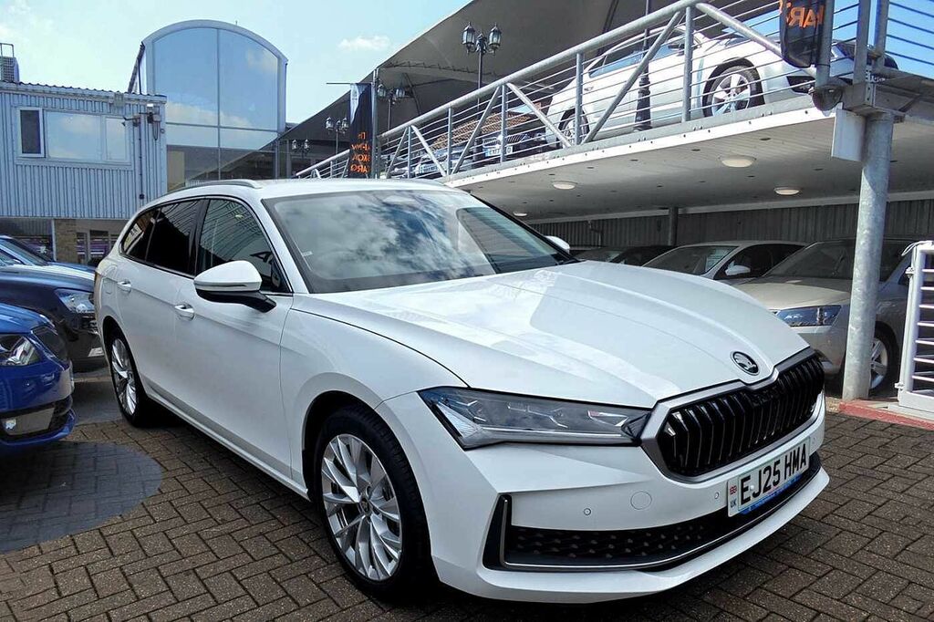 Skoda Superb 1.5 Tsi E-tec Se L Dsg White