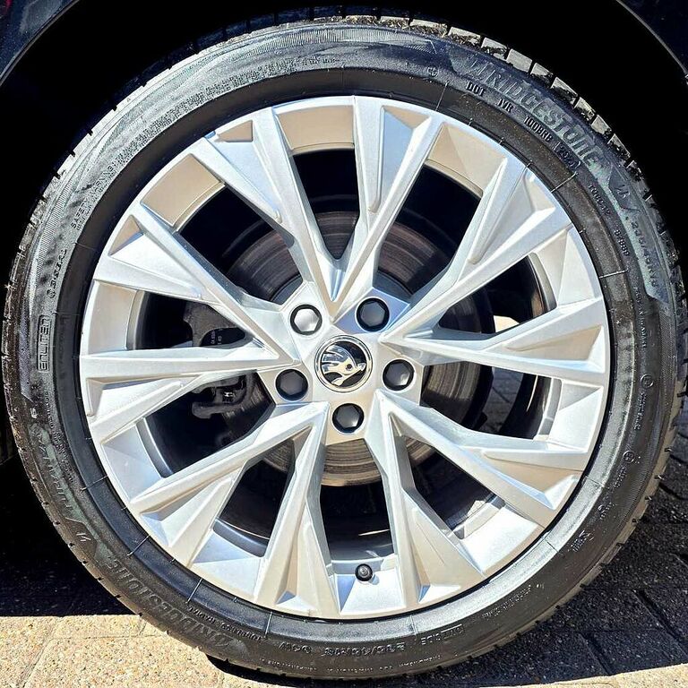 Skoda Superb 1.5 Tsi E-tec Se L Dsg EA25XDE Black #5